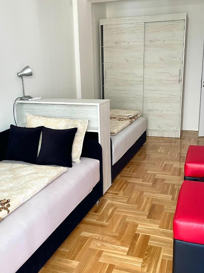 City Apartmani Ni Eksteriør billede
